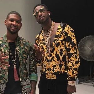 Men’s Versace Graphic Printed Zipped Hoodie